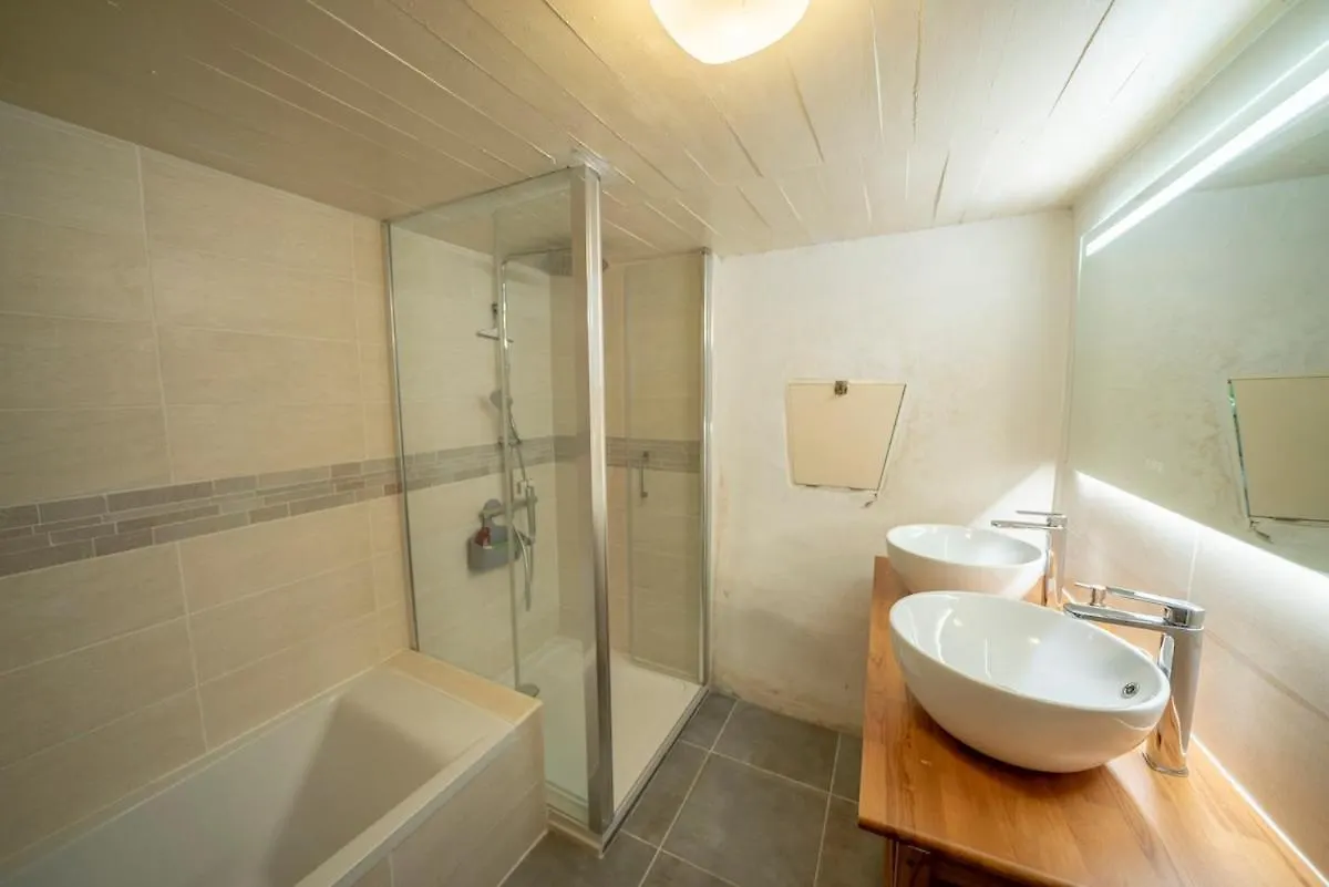 Holiday home Magnifique Longere En Pierre Du Lot Piscine Privee Villa Vaylats