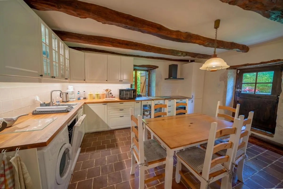 Holiday home Magnifique Longere En Pierre Du Lot Piscine Privee Villa Vaylats France