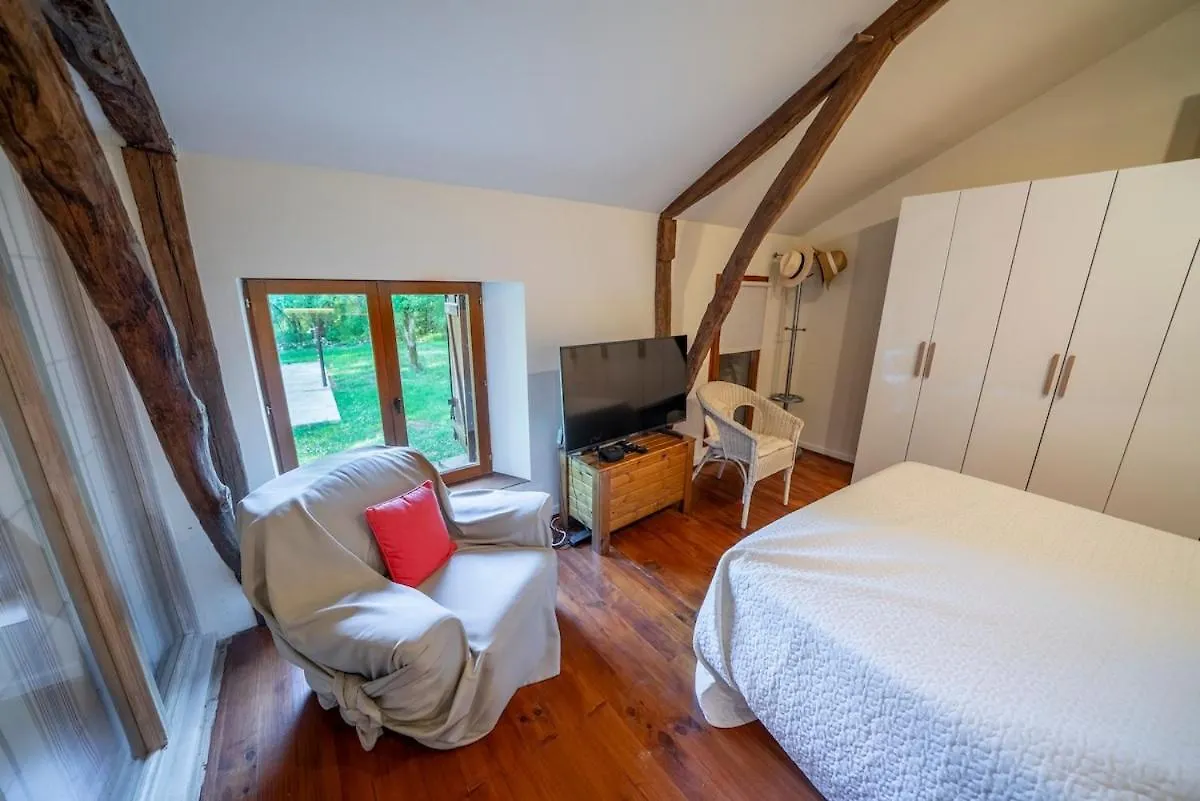 Holiday home Magnifique Longere En Pierre Du Lot Piscine Privee Villa Vaylats